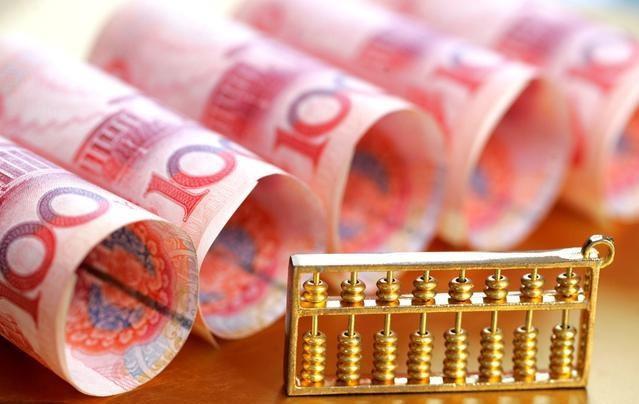 ava爱华中文官网：伦敦现货黄金价格历史首次突破每盎司4500美元