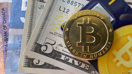 爱华黄金平台：黄金市场延续激烈博弈态势 黄金小幅下跌